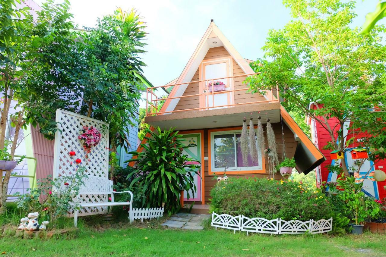A Houses Homestay Nakhonratchasima Buitenkant foto